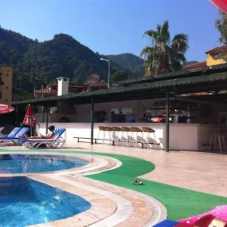 Noa Nergis Hotel İçmeler